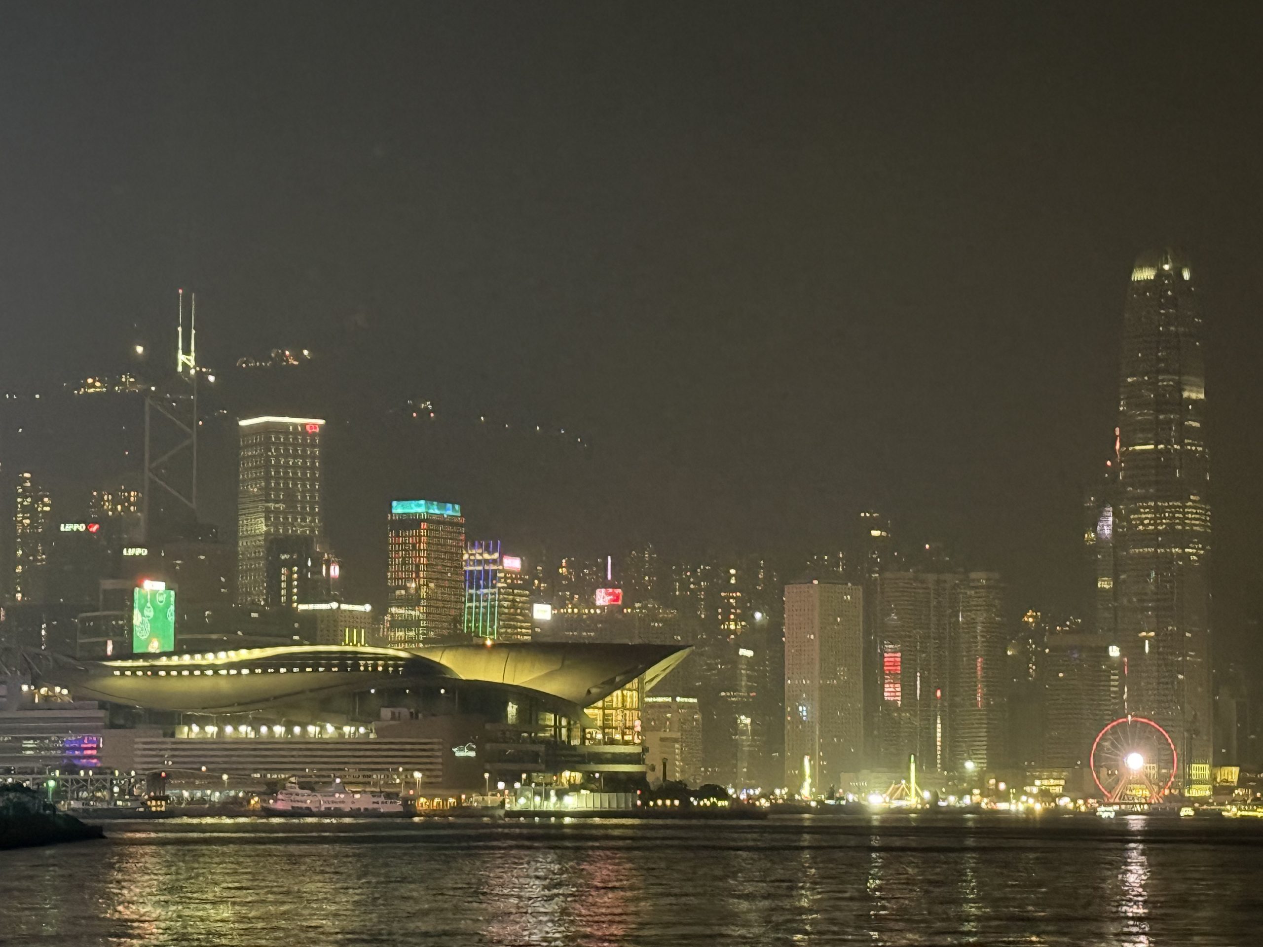 中银已无霓虹灯（一）